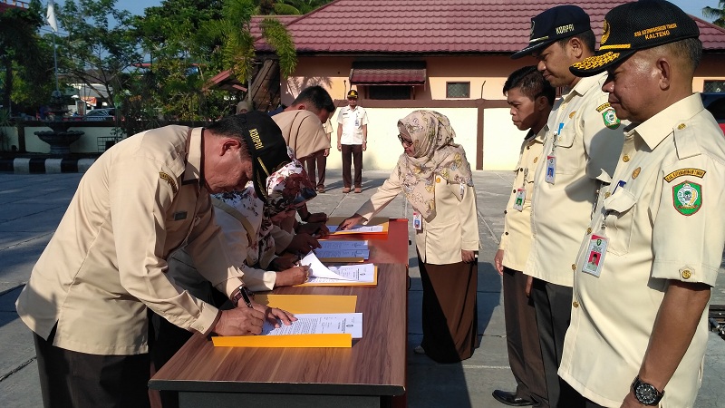 Penandatanganan Pakta Integritas